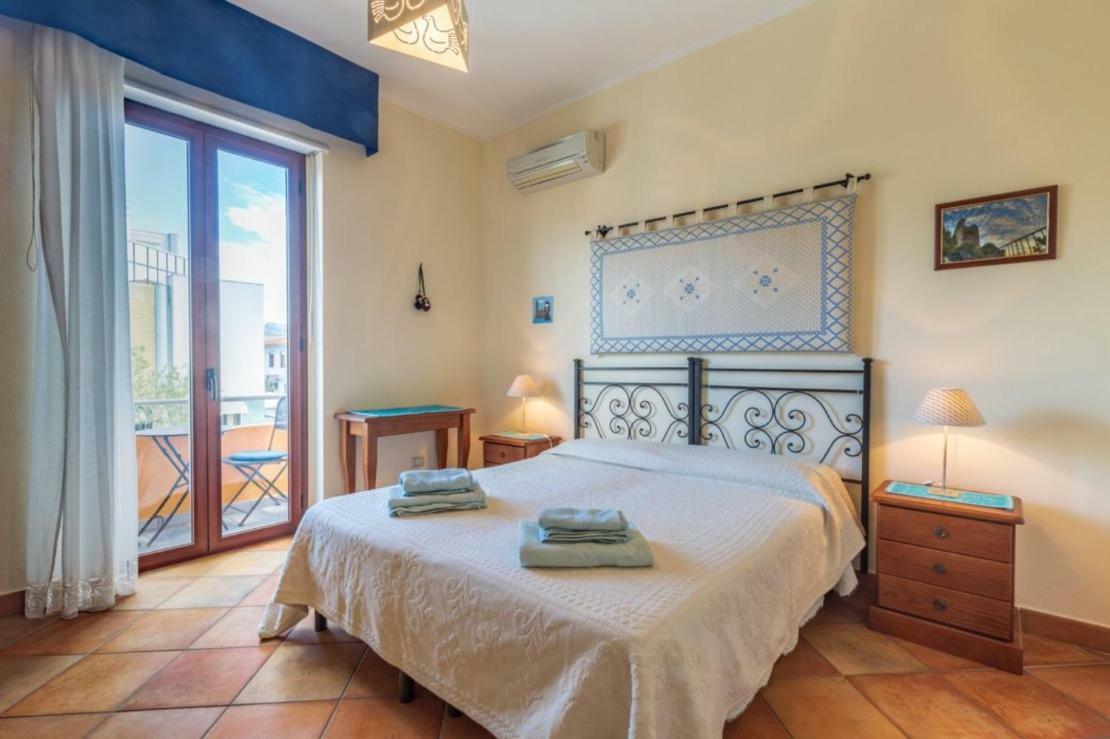 Bed and Breakfast Il Leccio Tortolì Exterior foto
