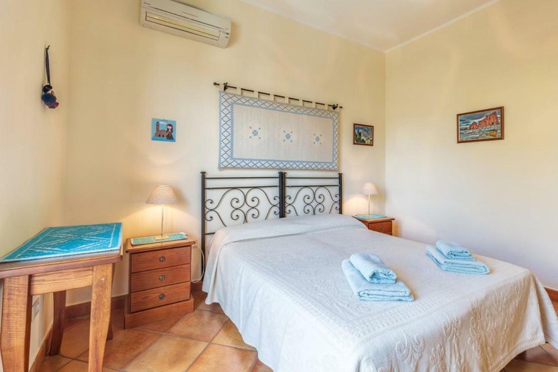 Bed and Breakfast Il Leccio Tortolì Exterior foto