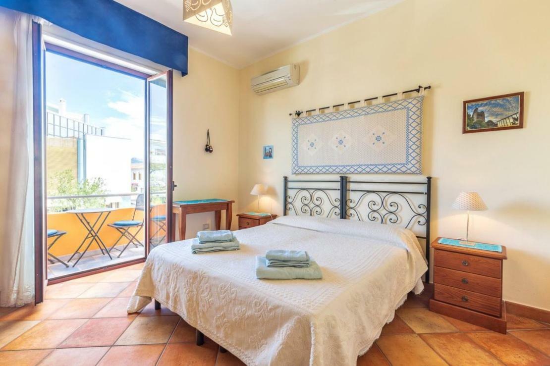 Bed and Breakfast Il Leccio Tortolì Exterior foto